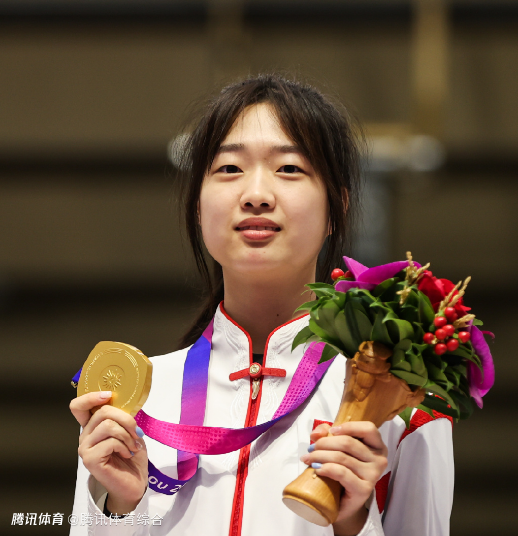 鲁诗雨沈双美夺得金牌 中国军团20金领跑三人成双金王