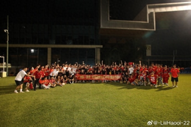 足球报称广州队一切正常