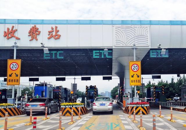 国道收费话题再引发热议！公路局：无需交通部批准 当地政府审批即可收费