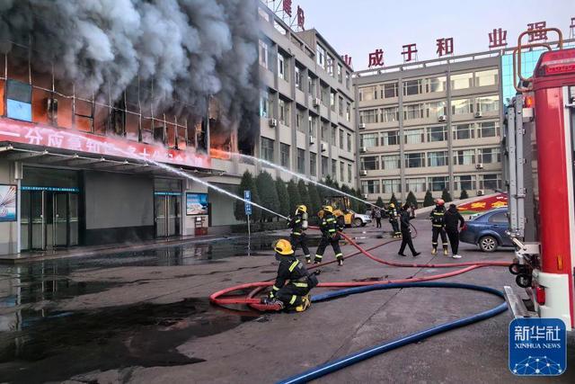 山西永聚煤业火灾已致26人遇难，目击者描述火灾伤者情况