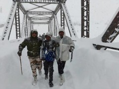 总算找到印度喜马拉雅山区突发雪崩 25人失踪 救援面临恶劣天气挑战