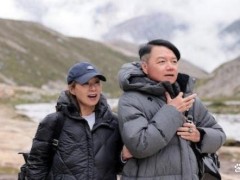 [快讯]艾威悲痛回应妻子去世 透露其遗愿 深情告别挚爱