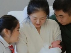 乔杉和妻子莫丹发文官宣三胎得子！！（图）