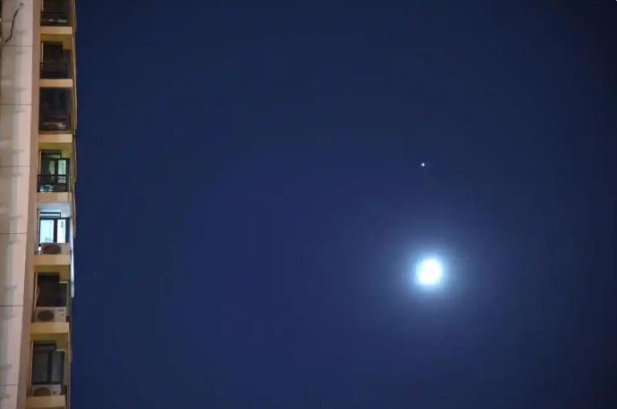 木星伴弦月 “星月童话”即将上演