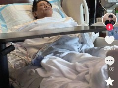 [快讯]李连杰脱衣辟谣“换心脏”传闻 泳池视频力证健康