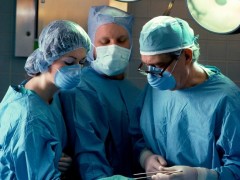 [快讯]女婴心脏手术离世医院涉多起纠纷 手术时长引争议