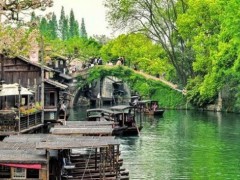 [快讯]媒体评将免票飞来峰与收票乌镇作比较 公益与商业各有千秋