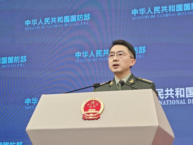 国防部回应福建舰海上实兵训练情况