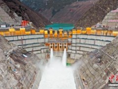 [快讯]叶巴滩水电站首批机组投产 清洁能源开发新突破