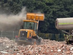 [快讯]广州一街道回应扬尘逼迁争议 雾炮机操作失误所致