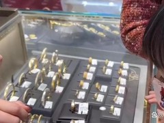 [快讯]10岁女孩连续3年用压岁钱买黄金 理财小天才