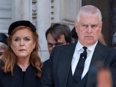 [快讯]安德鲁王子曾招待爱泼斯坦和4名女子 王室丑闻再升级