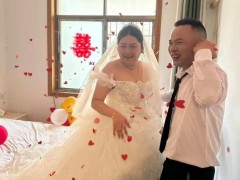 [快讯]新人办三无婚礼：无彩礼无司仪无伴娘 极简婚礼见证幸福