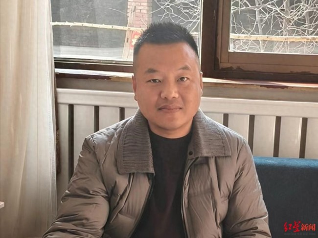 男子救人溺亡儿女不知父已离世！