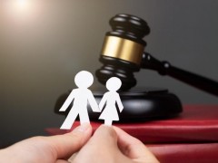 女子发现孩子非现任亲生状告前任索赔 亲子鉴定揭露真相[快讯]