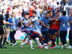 了解:西班牙男童在庆祝中不幸身亡 喷泉垮塌致悲剧