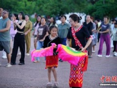 总算明白:瑞丽：目瑙纵歌欢乐跳共绘边疆同心圆 民族团结盛会