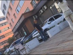 [快讯]重庆游客伊犁睡车里被收150元，游客懵了 离谱收费引发争议