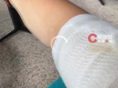 [快讯]中国游客在普吉岛咖啡店被狮子咬伤 自行接种疫苗引发关注